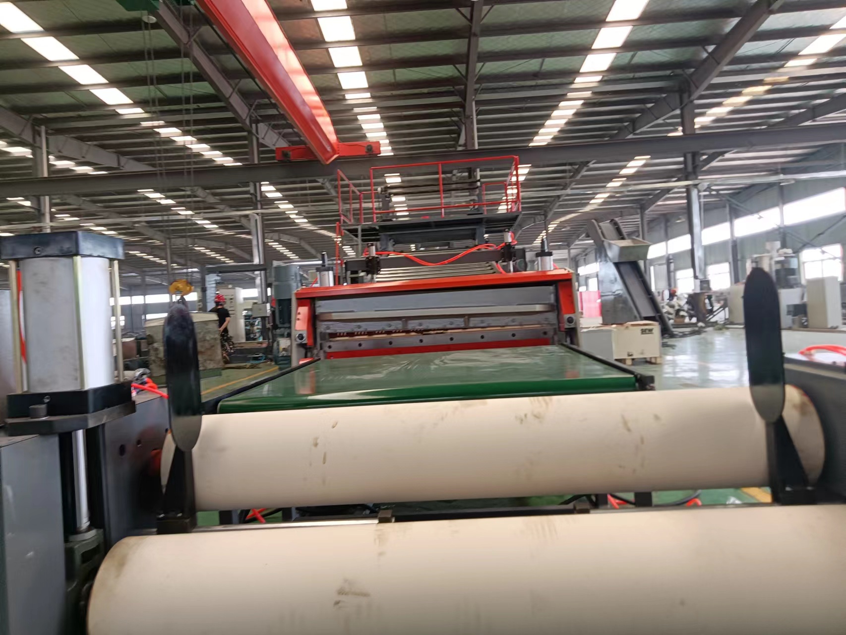 ?POE 汽車內(nèi)飾片擠出機(jī)_汽車內(nèi)飾片擠出