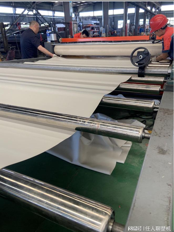 建筑內(nèi)飾隔音卷材擠出機(jī)_內(nèi)飾隔音卷材擠出機(jī)_蚌埠佳德